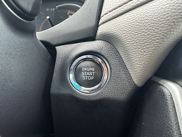 Used 2025 Red Toyota XLE Premium image 27