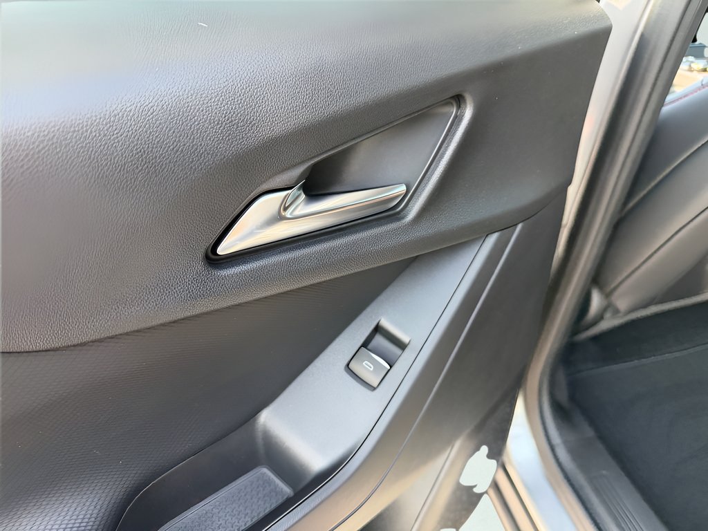 2027 Chevrolet Equinox RS - Photo 20