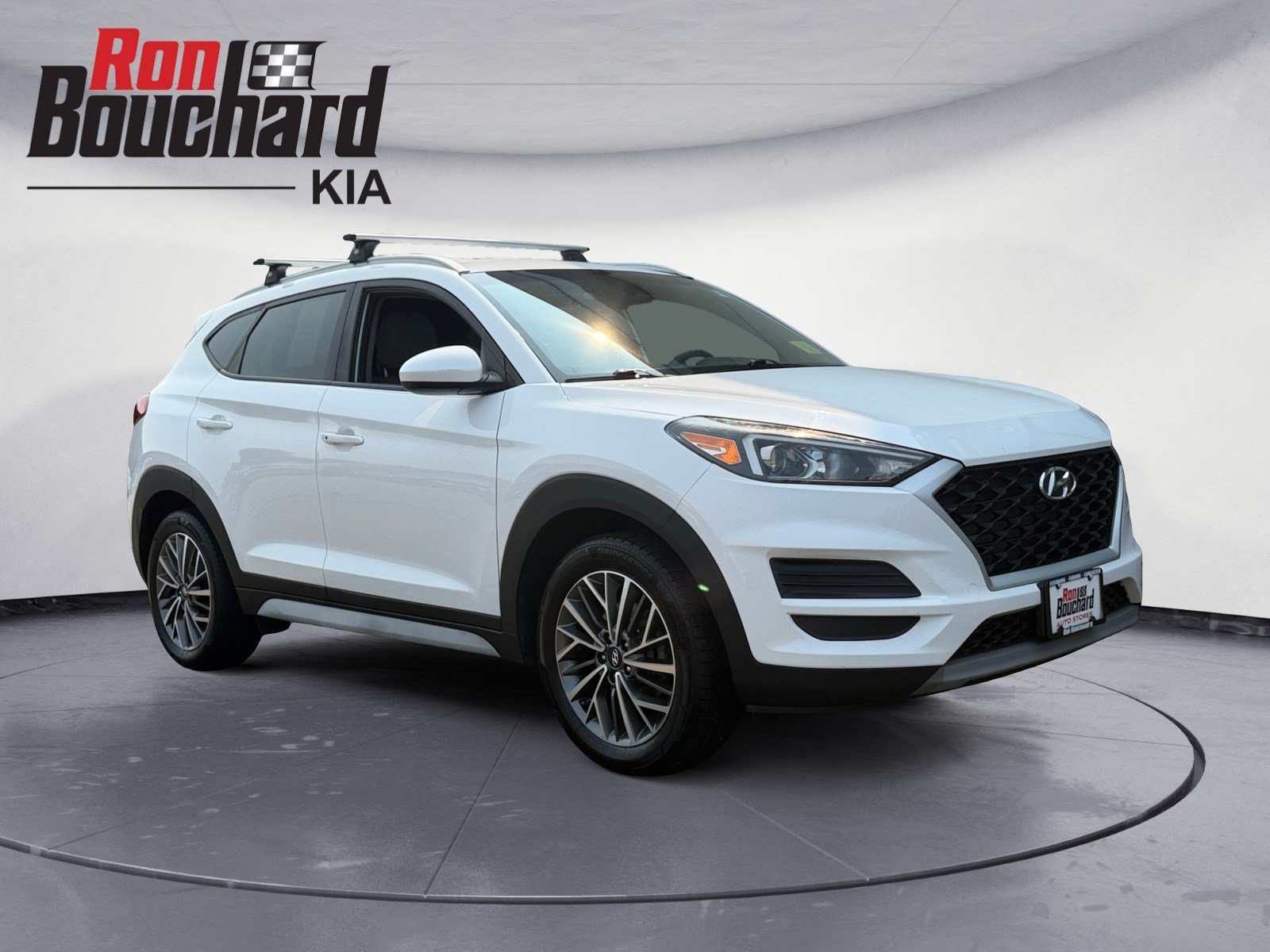 White Pearl 2019 Hyundai Tucson SUV / Crossover All-Wheel Drive 