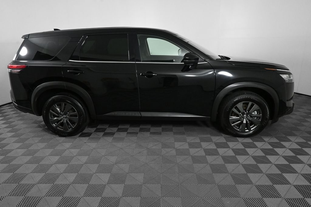 Used 2022 Black Nissan S image 23