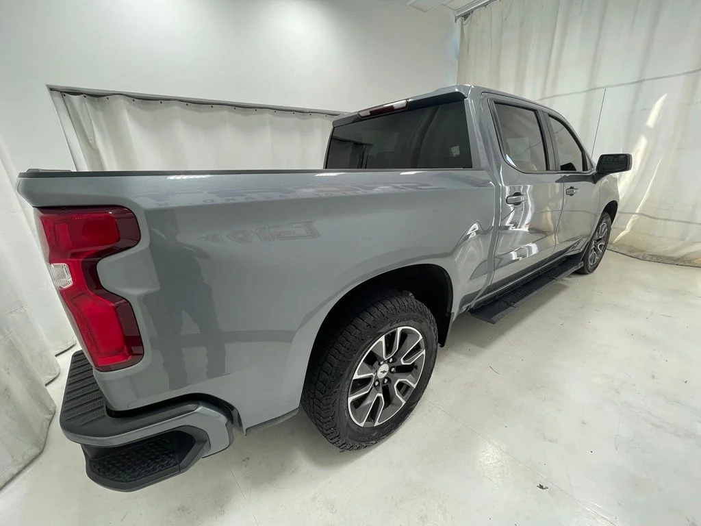 Used 2021 Gray Chevrolet RST image 6