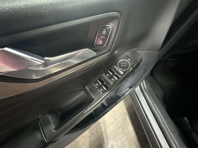 Used 2021 Gray Ford SE image 19