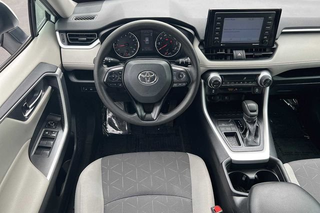 Used 2021 White Toyota XLE image 21