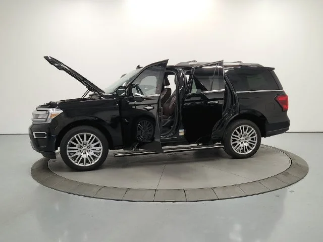 Used 2023 Black Ford Limited image 13
