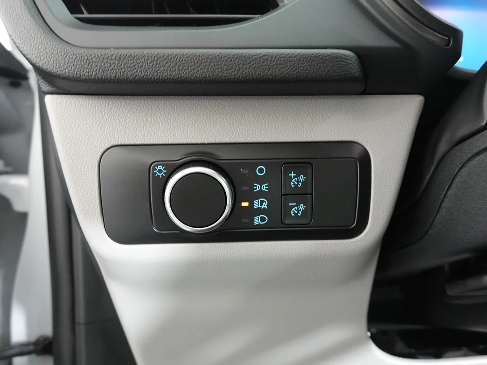 2026 Ford Escape Active - Photo 8