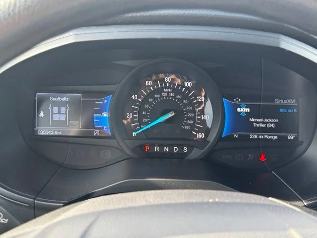 Used 2023 Blue Ford SE image 30