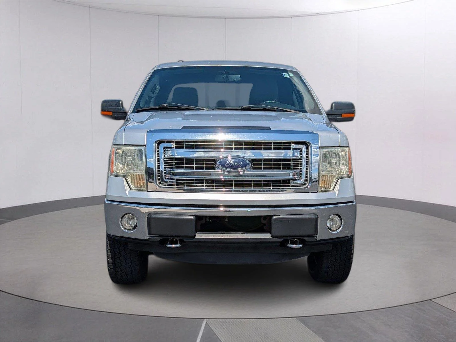 Used 2013 Ingot Silver Metallic Ford XLT image 9