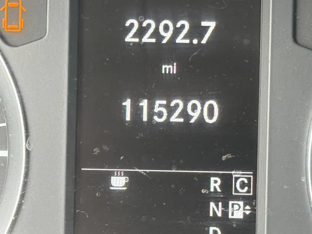 Used 2018 White Mercedes-Benz NA image 25