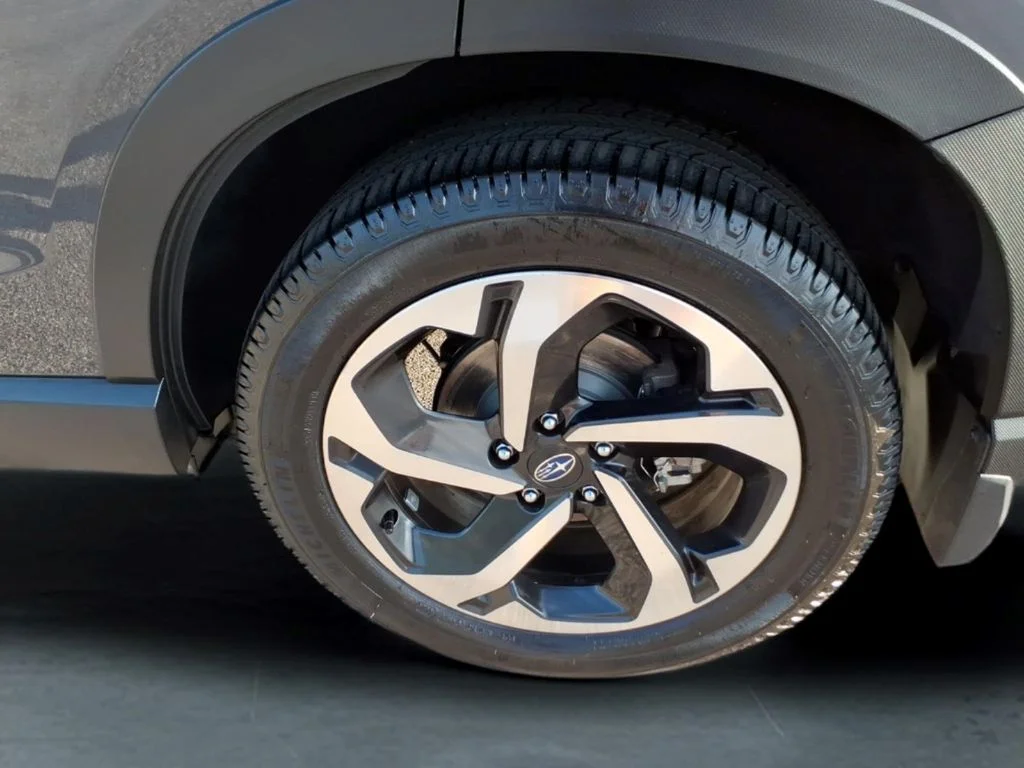Used 2022 Gray Subaru Touring image 13