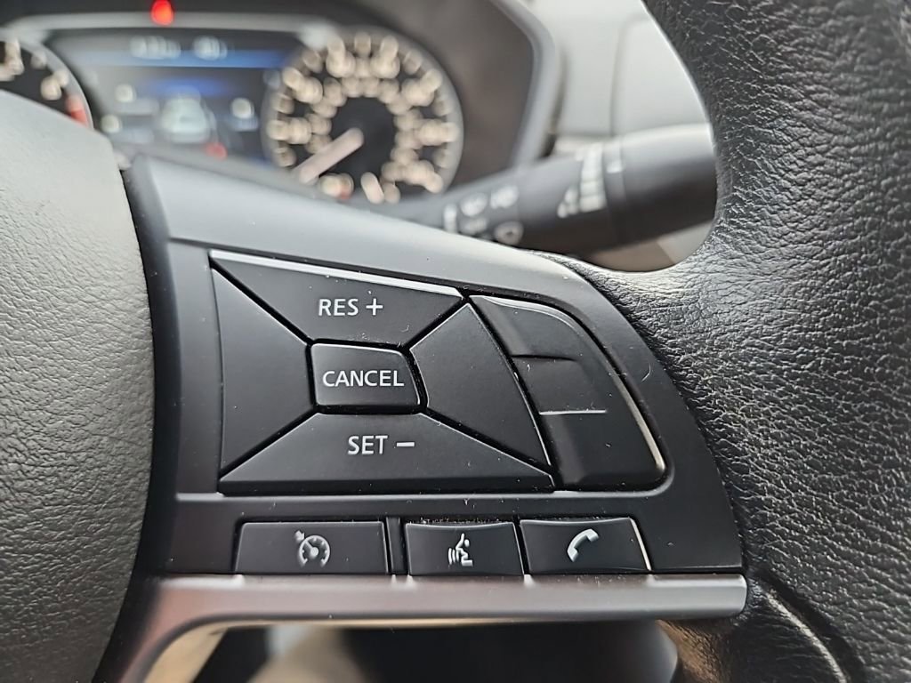 Used 2024 Silver Nissan SV FWD image 14