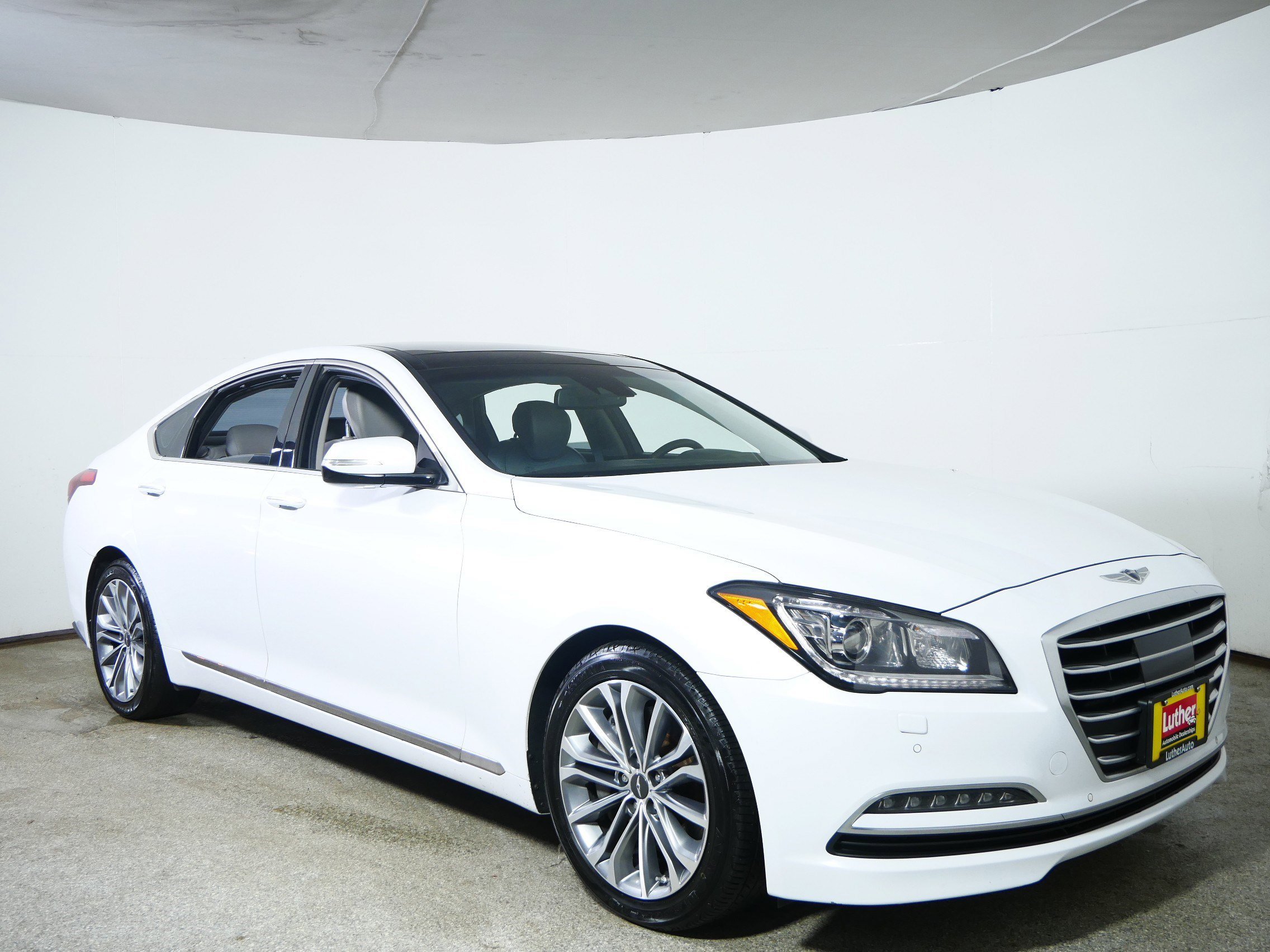 2017 GENESIS G80 Base