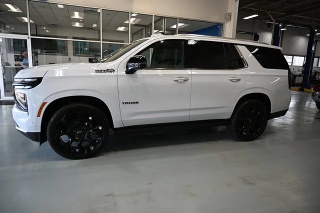 New 2026 Polar White Tricoat Chevrolet High Country image 7