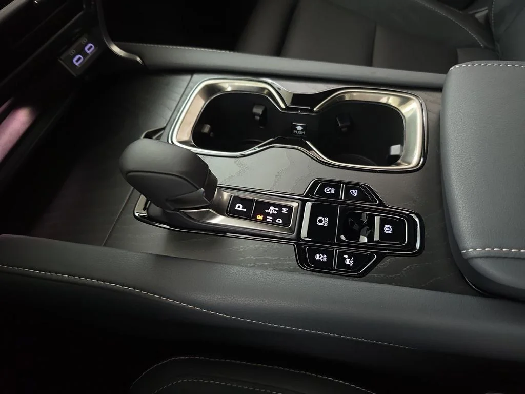 New 2026 Nori Green Pearl Lexus LUXURY image 23