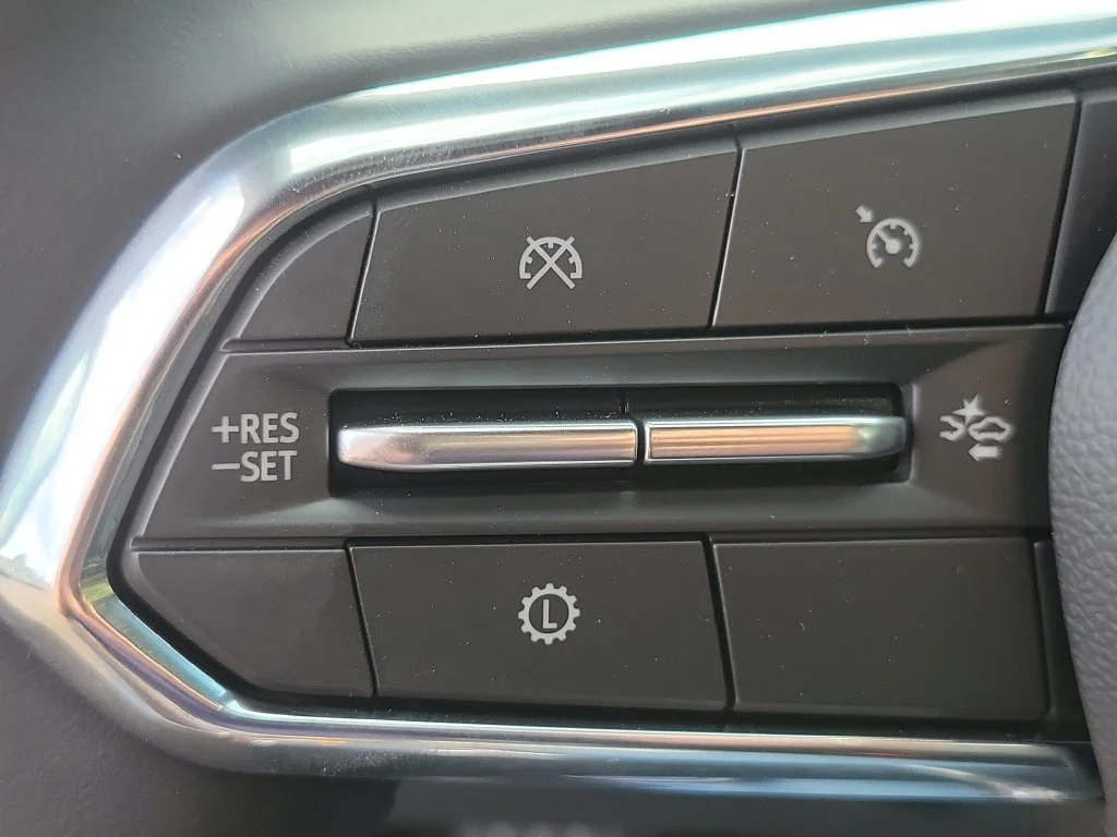 New 2027 Sterling Gray Metallic Chevrolet LT image 11