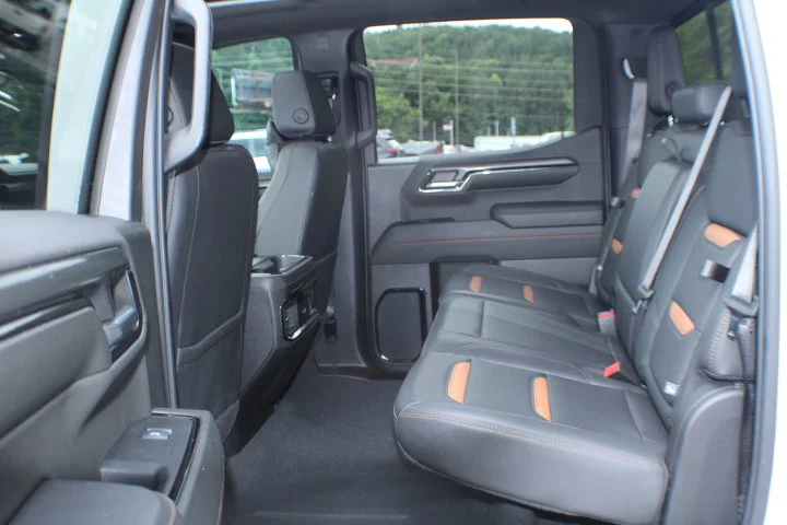 Certified Used 2024 Summit White GMC AT4 image 17