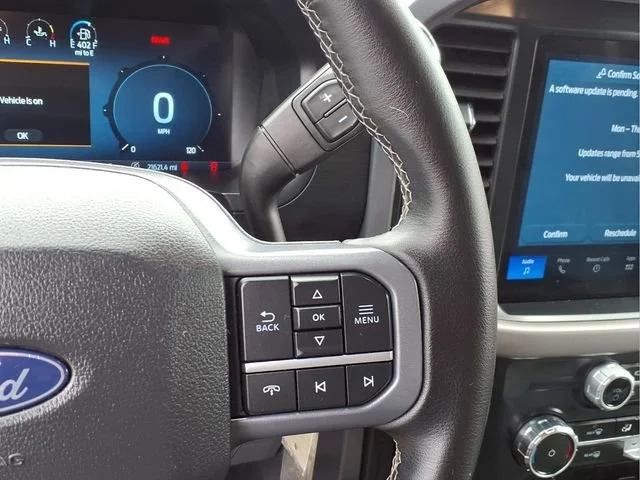 Used 2025  Ford XLT image 10