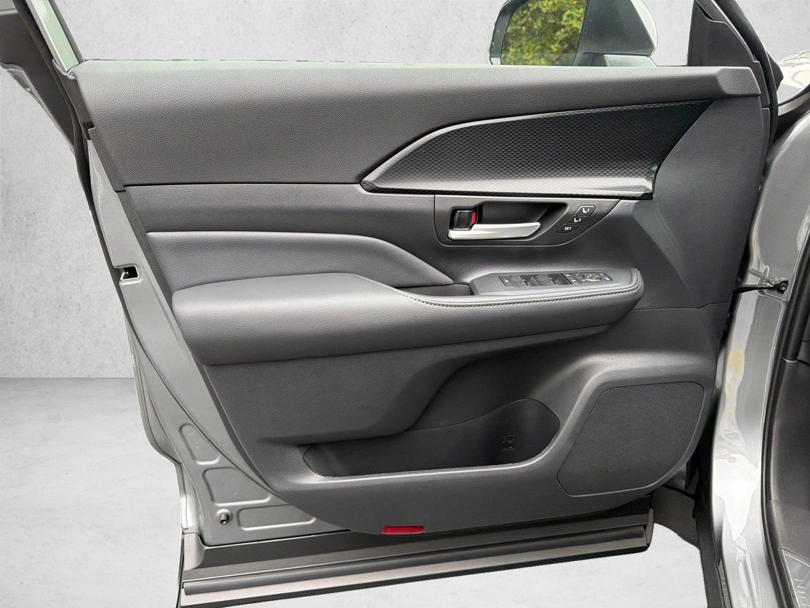 New 2026 Heavy Metal Toyota Hybrid MAX Platinum image 10