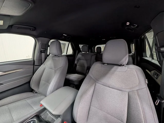 New 2027 Carbonized Gray Metallic Ford Active image 41