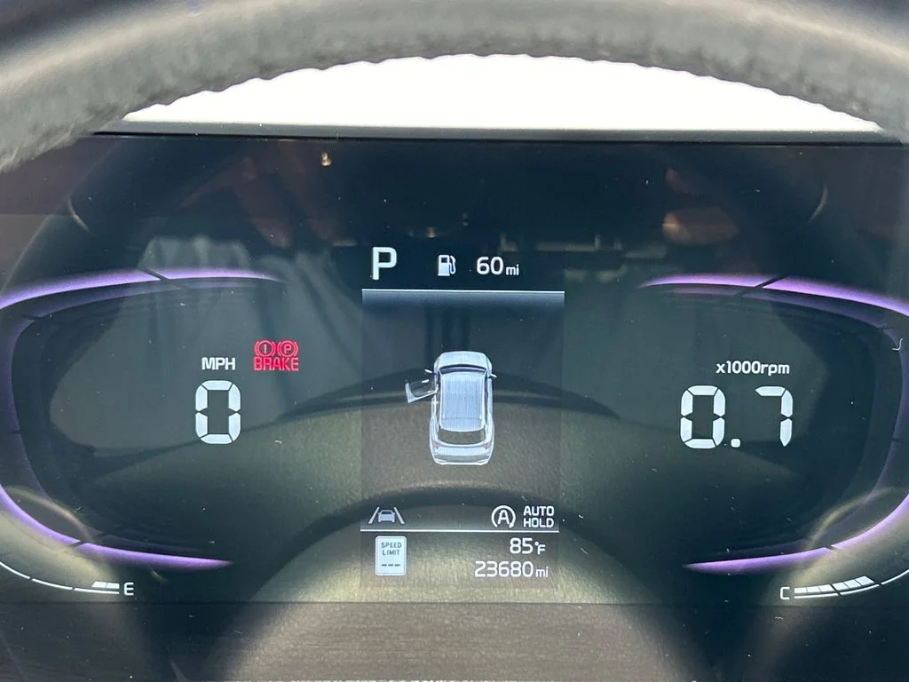 Used 2024 Black Kia X-Line image 15