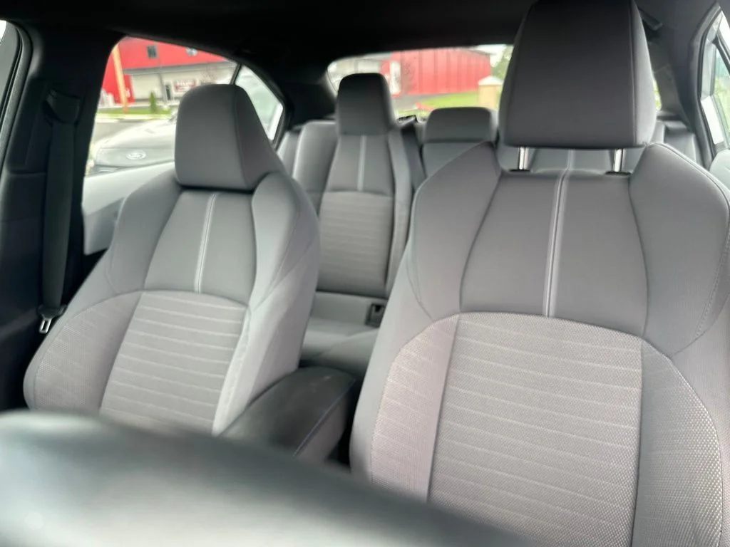 Used 2020 Classic Silver Metallic Toyota SE image 23