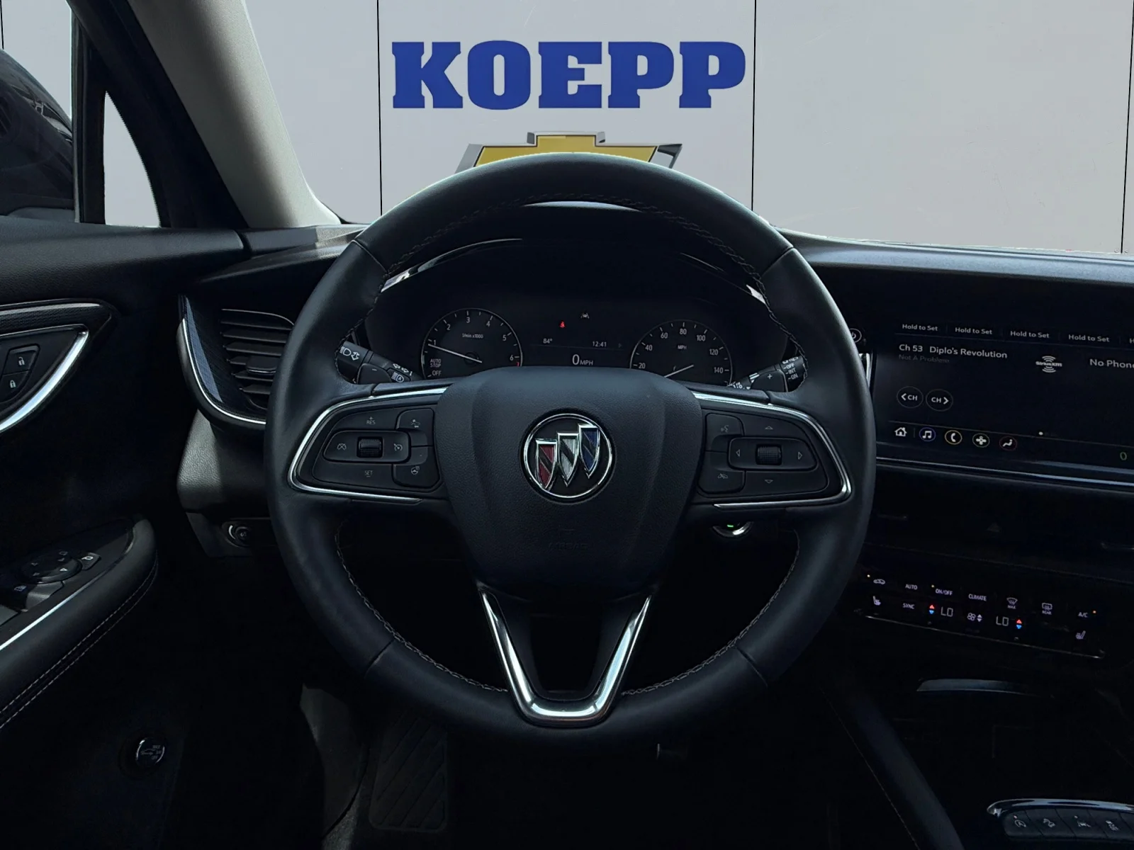 Used 2023 Cinnabar Metallic Buick Preferred image 13