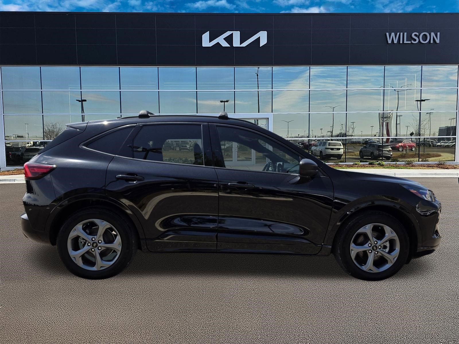 Used 2024 Black Ford ST-Line image 3