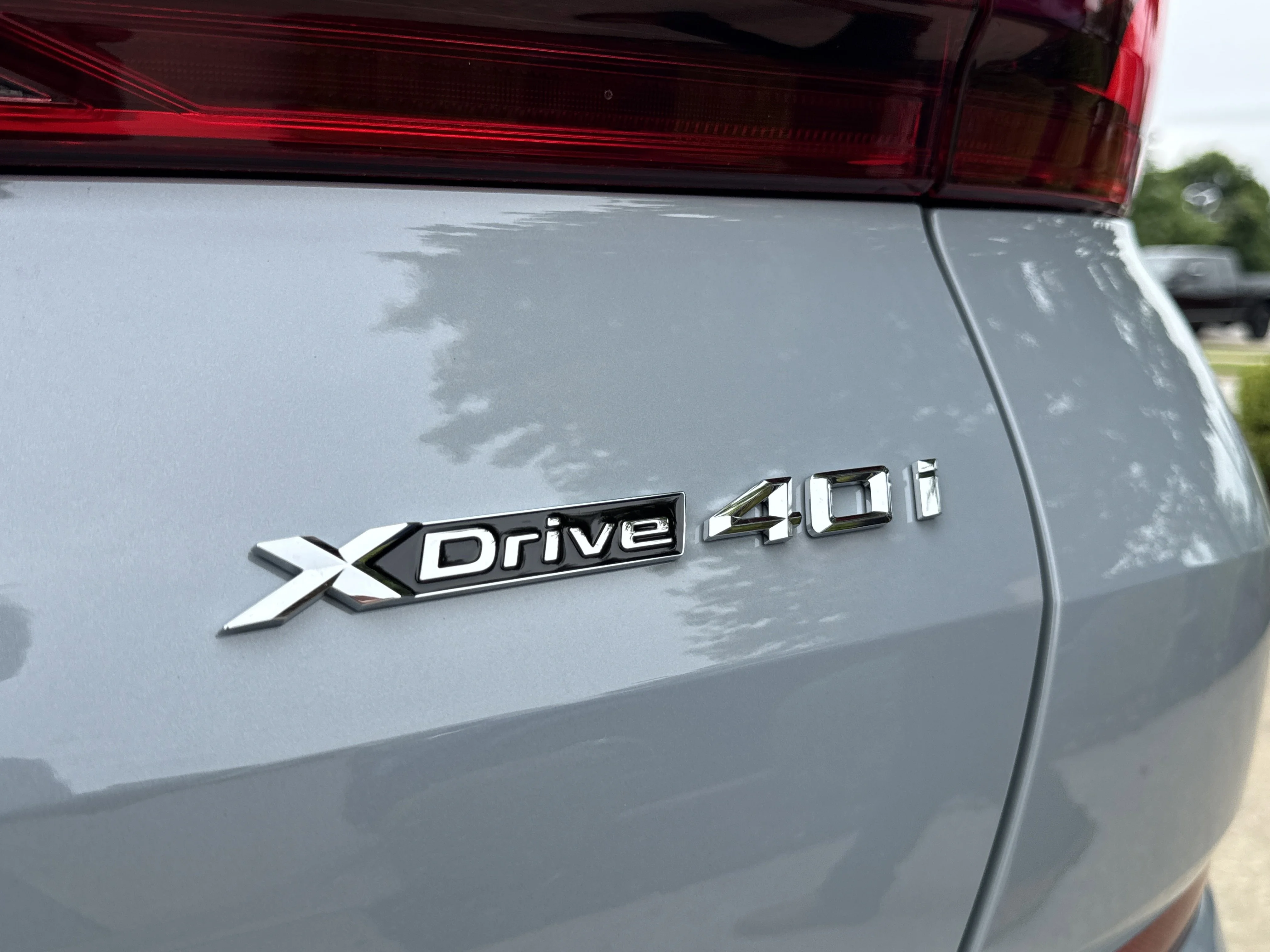 New 2027 0C4P Brooklyn Grey Metallic BMW xDrive40i image 8