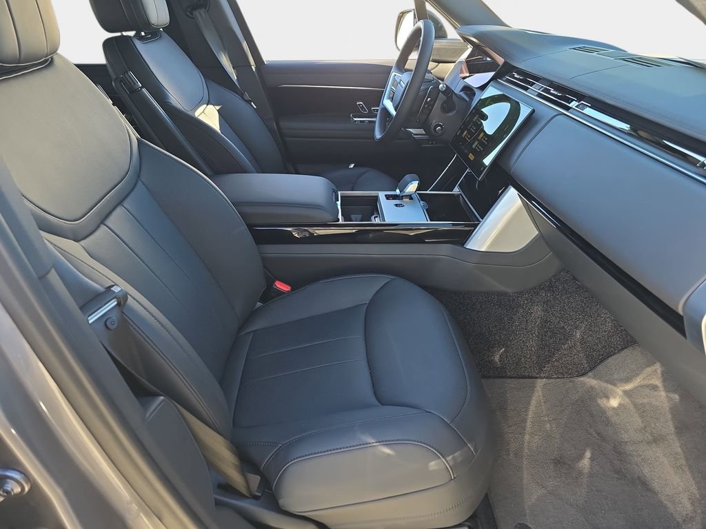 2025 Land Rover Range Rover SE - Photo 10