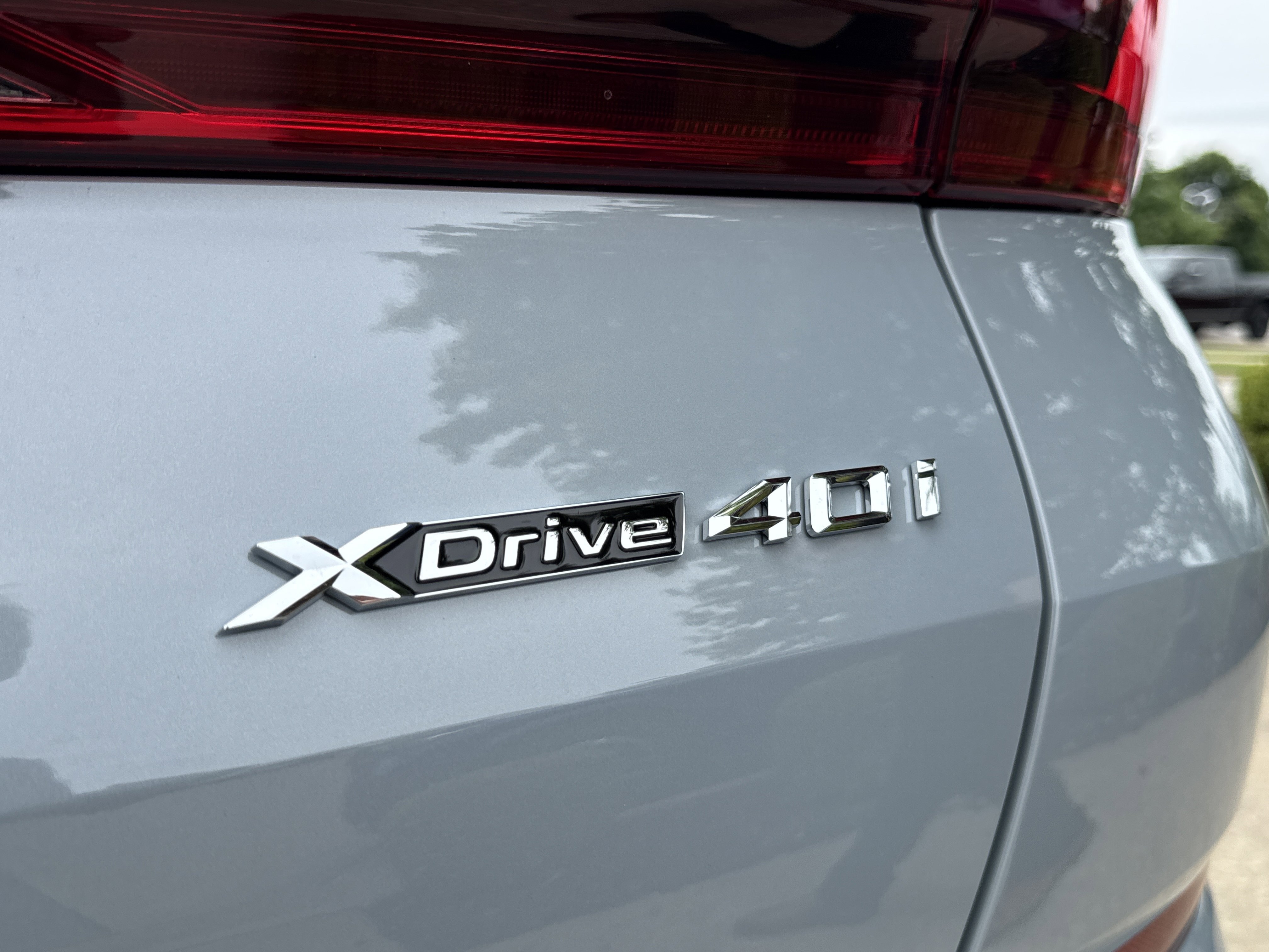 New 2027 0C4P Brooklyn Grey Metallic BMW xDrive40i image 8