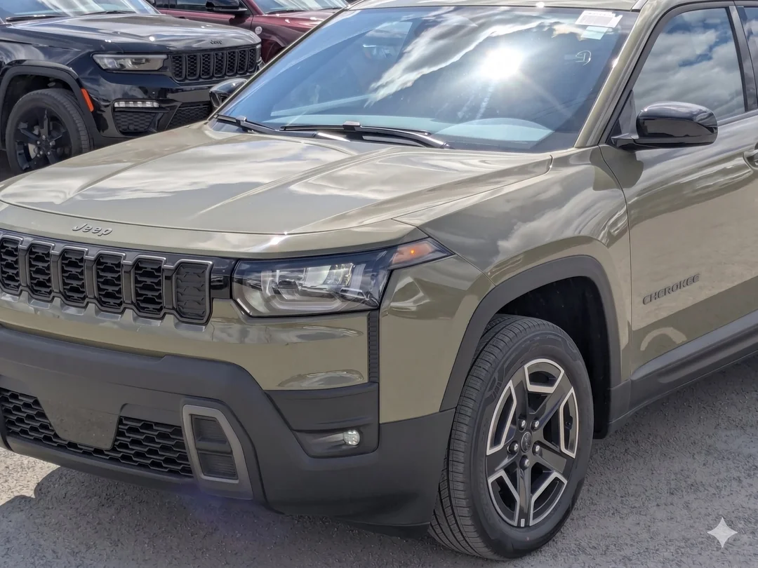 New 2026 41 Jeep Laredo - - 4x4 - Pkg 23F - Mopar Protect Pkg - Compact Spare - 1.6L Turbo Hybrid & More! image 10