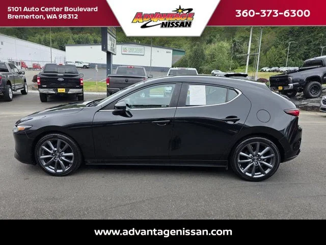 Used 2022 Jet Black Mica Mazda Select image 2
