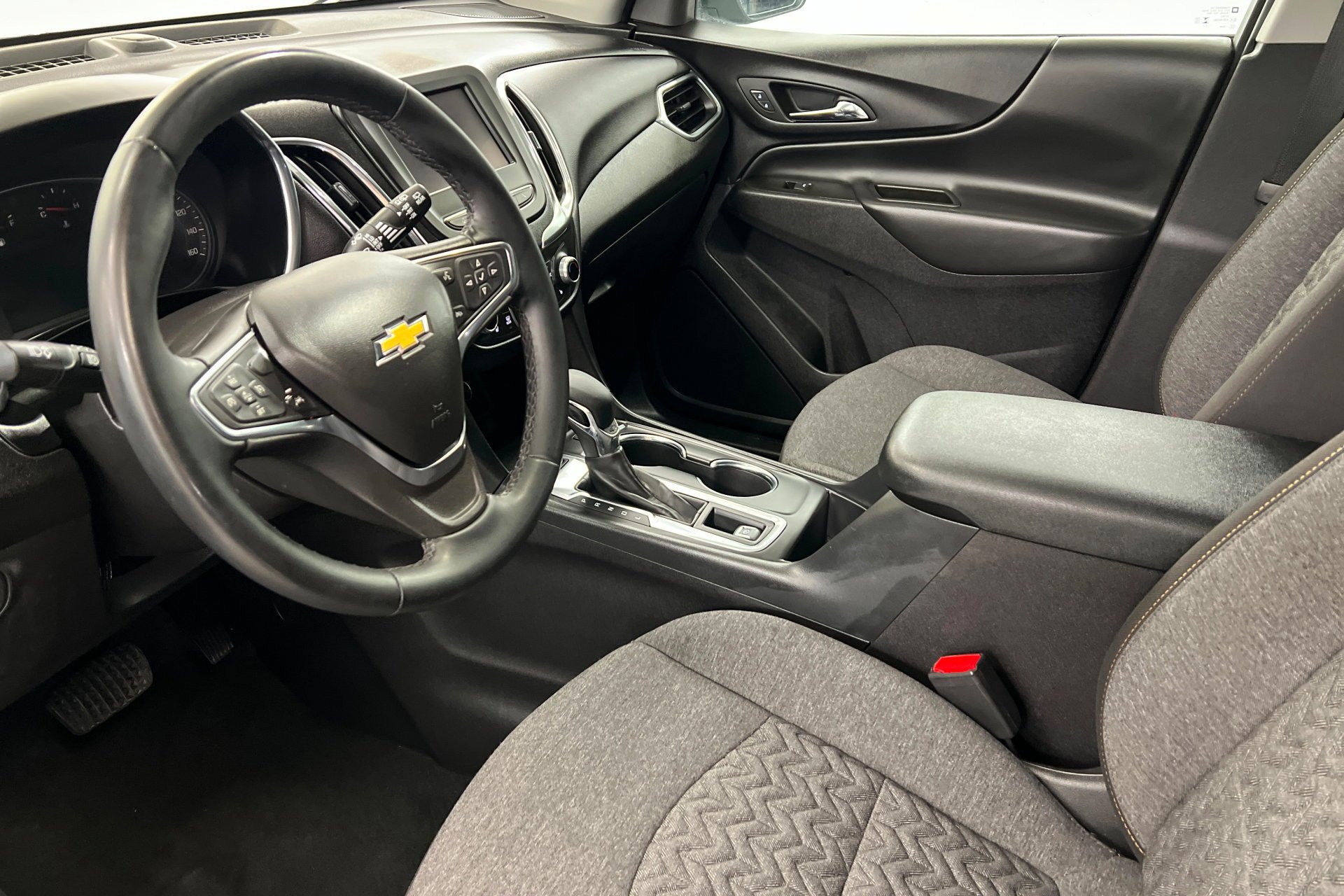 2024 Chevrolet Equinox LT - Photo 16