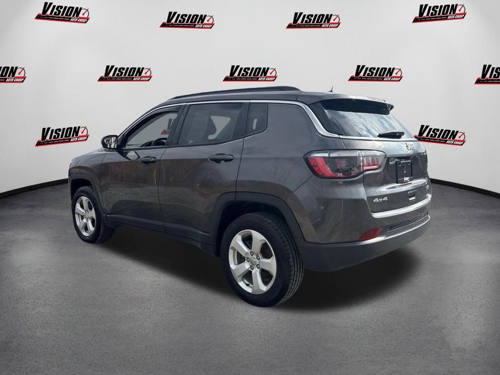 Used 2021 Gray Jeep Latitude image 7