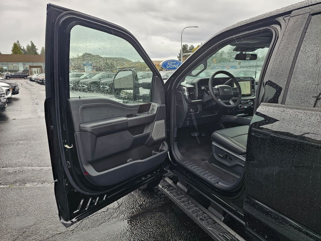 2025 Ford F-350 Super Duty Lariat - Photo 20
