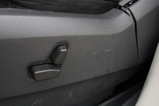 Used 2010 Gold Chrysler Touring image 3