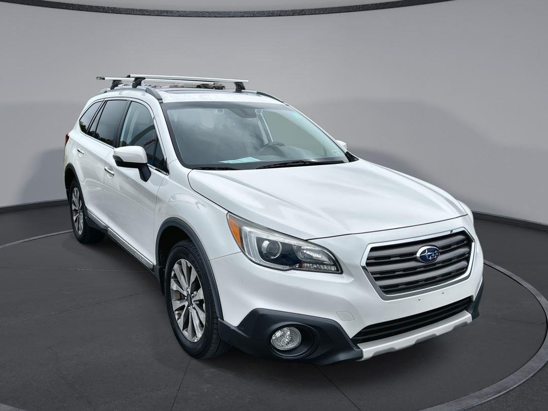 2017 Subaru Outback 3.6R Touring's photo