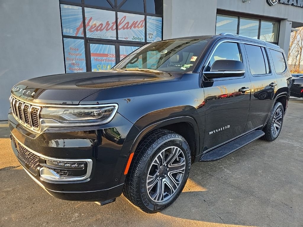 Used 2024 Jeep Wagoneer Series II with VIN 1C4SJVBP9RS169092 for sale in Kansas City