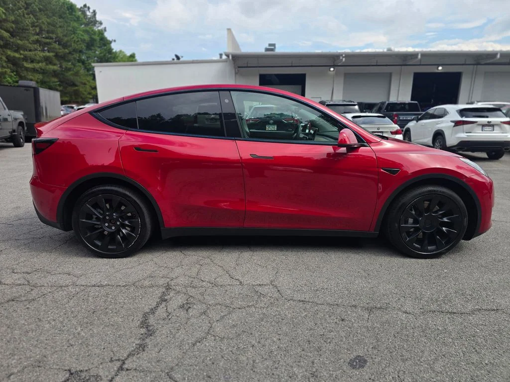 Used 2021 Red Tesla Long Range image 8