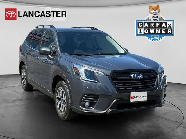 2022 Subaru Forester Premium's photo
