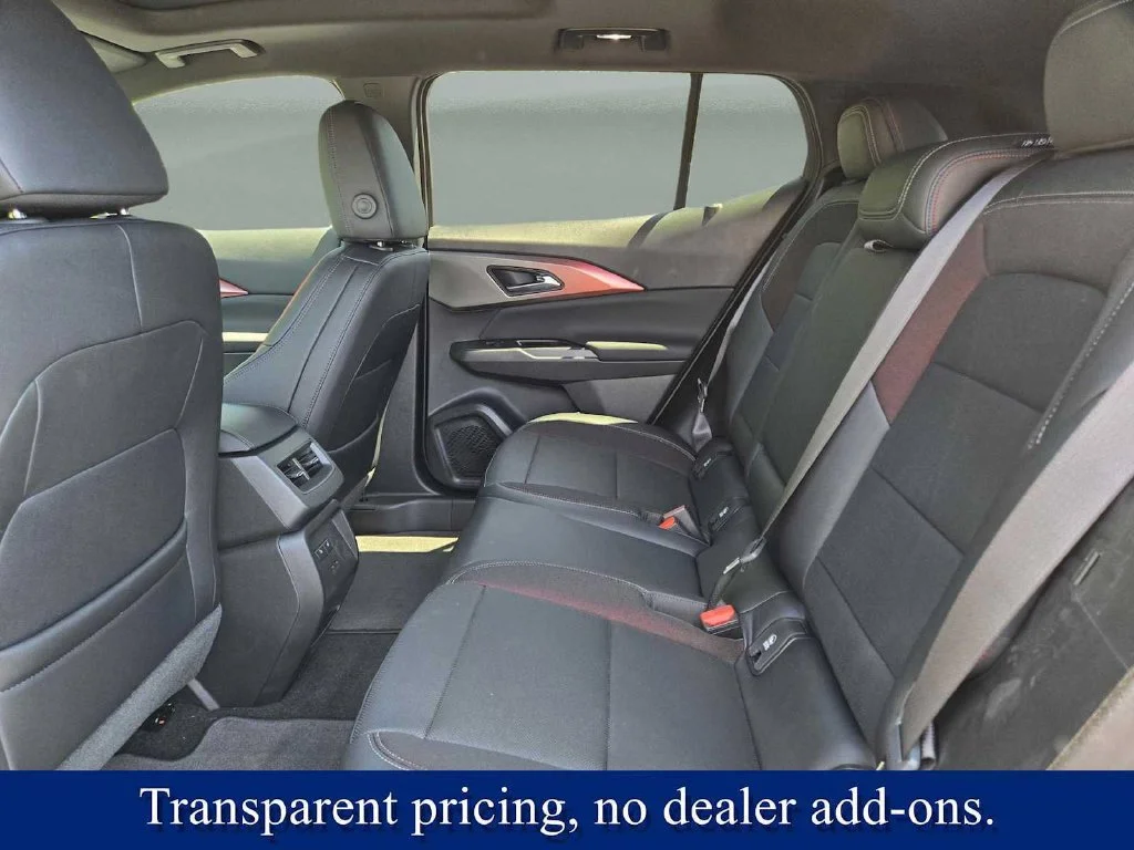2025 Chevrolet Equinox EV RS - Photo 13
