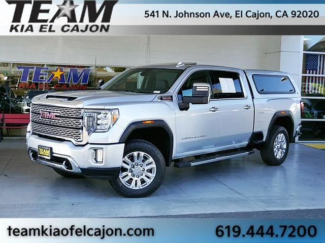 2020 GMC Sierra 4WD Crew Cab Standard Box Denali's photo