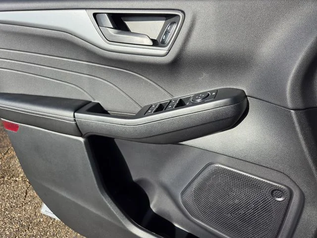 2026 Ford Escape Active - Photo 11