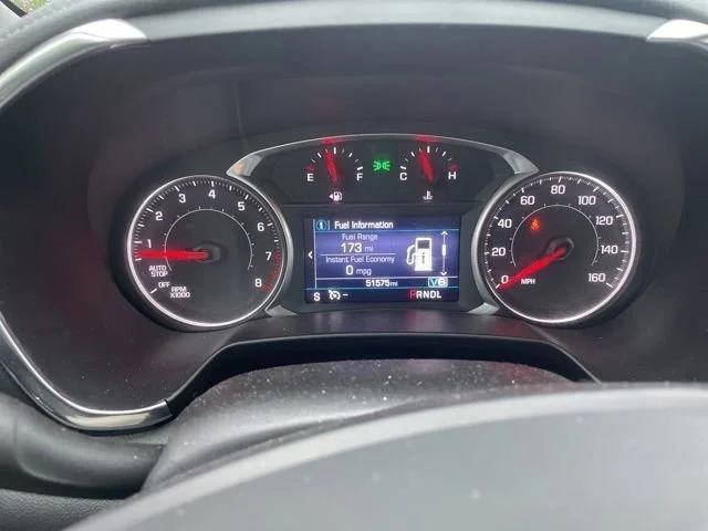 Used 2021 SUMMIT WHITE Chevrolet LT image 6