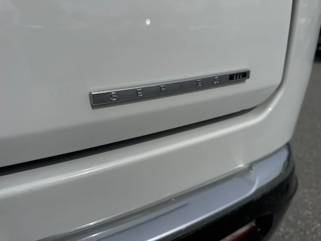 Used 2024 White Jeep Series III image 33