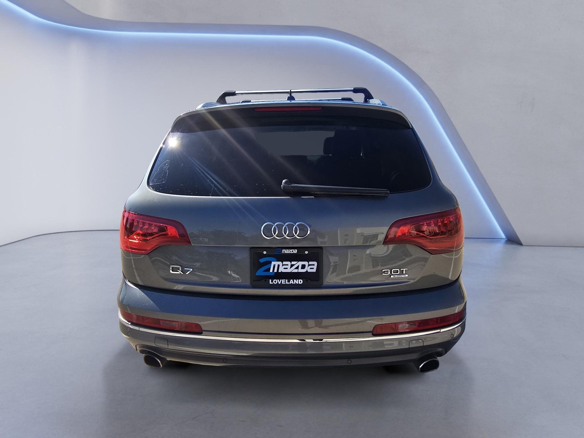 Used 2014 Graphite Gray Metallic Audi 3.0T Premium image 4