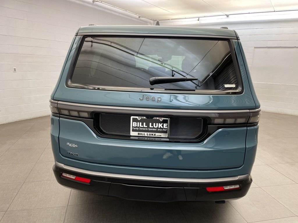 New 2026 Steel Blue Jeep Limited Altitude image 5