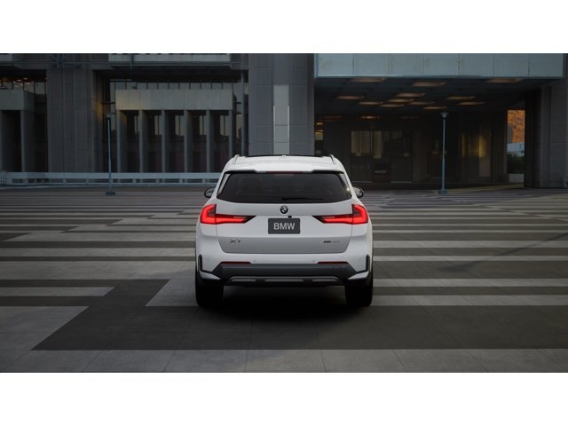 New 2027 Alpine White BMW xDrive28i image 5