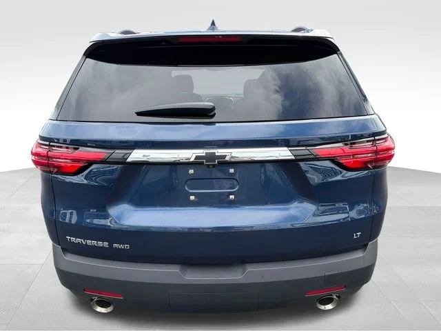 Used 2023 Blue Chevrolet LT image 4