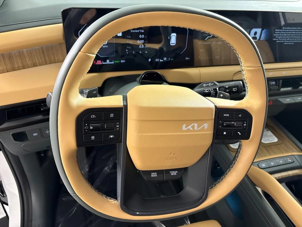 New 2027 Glacial White Pearl Kia X-Line SX image 33