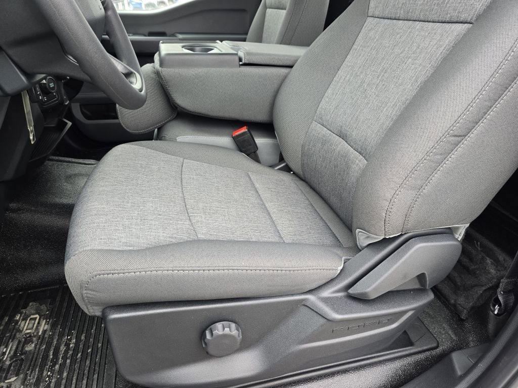 New 2026 Oxford White Ford XL image 30